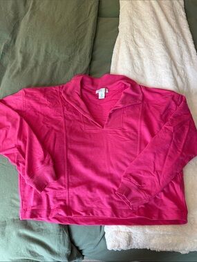 C&C California Bright Pink V-Neck Pullover Sweater